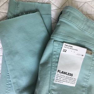 Joe’s Jeans THE ICON mid-rise skinny ankle